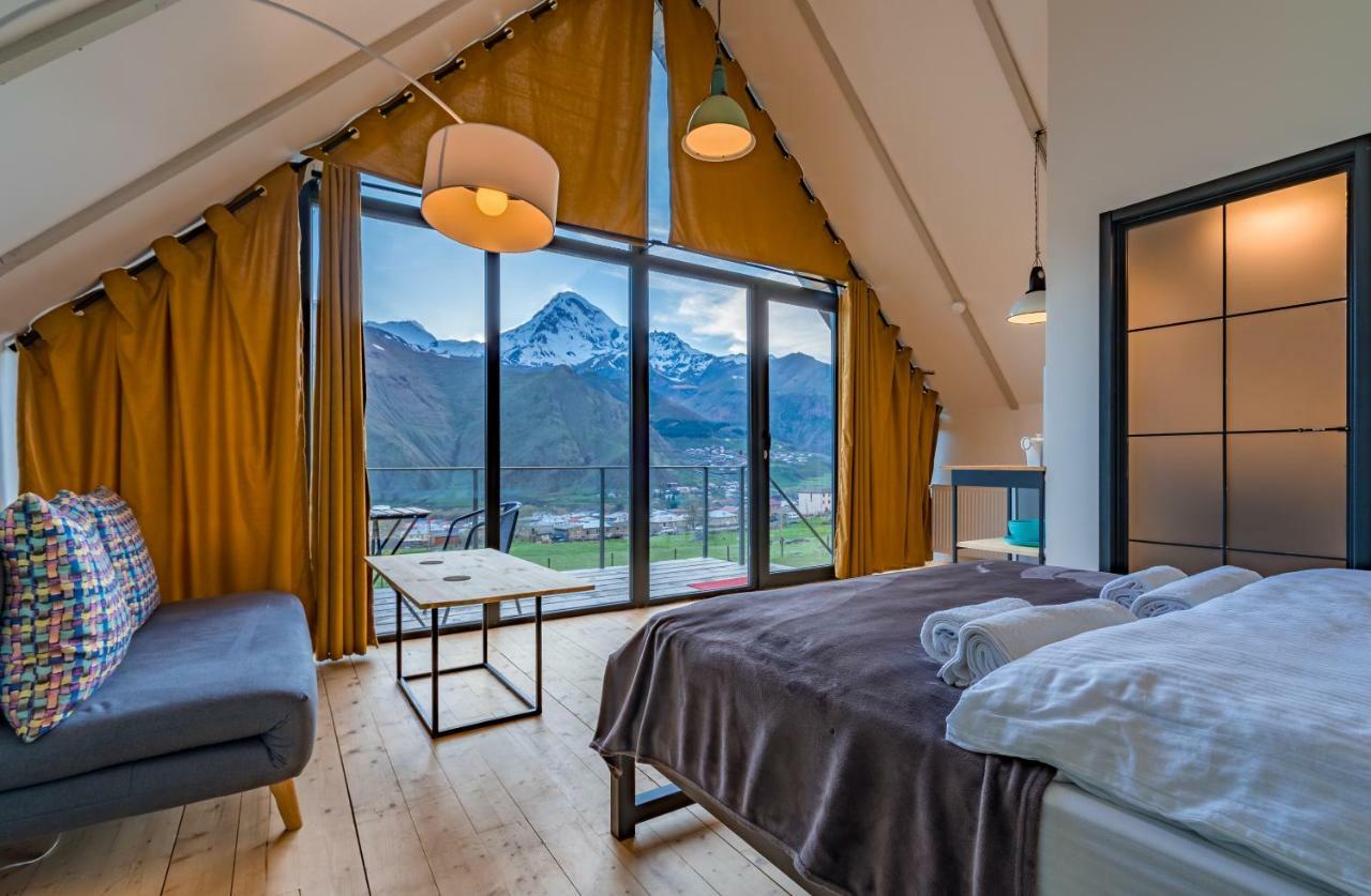 Kazbegi View Hotel Exterior photo